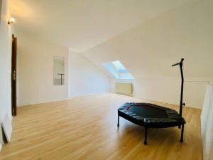 374 Schlafzimmer