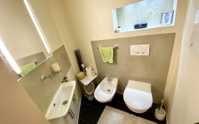 407 Gäste WC mit Bidet