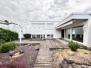 433 Hausansicht vom Garten